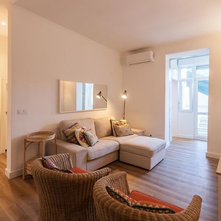 Flh Graca Charming Duplex With Small Pool Lisbon Exterior photo