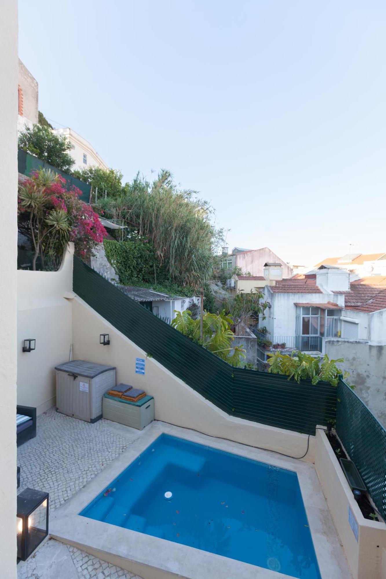 Flh Graca Charming Duplex With Small Pool Lisbon Exterior photo